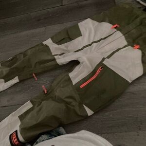 Burton snowsuit